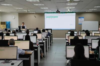 江財新聞 我校開展Office辦公軟件培訓(xùn)活動，助力提升計算機軟件數(shù)據(jù)處理服務(wù)能力